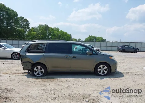 2011 Toyota Sienna Le V6 from USA, damaged, VIN 5TDKK3DC0BS052186